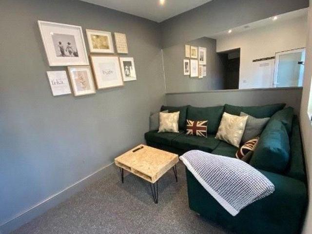 Room for rent in Cheadle, Greater Manchester