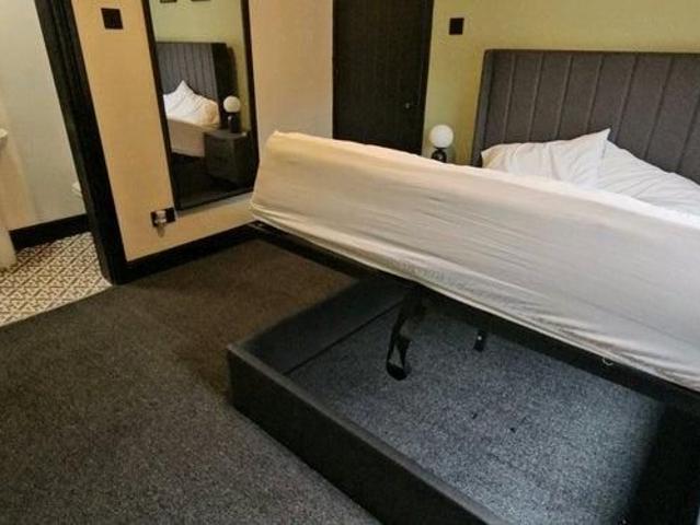 Room for rent in Swinton Park, Salford
