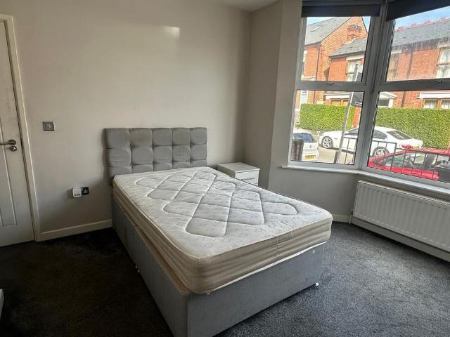 Room for rent in New Normanton, Derby