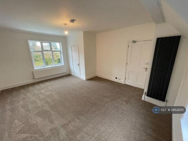 Room for rent in St. Martin's, The Bridge