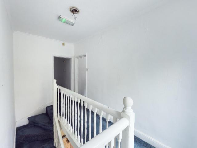 Room for rent in Woodway Park, West Midlands
