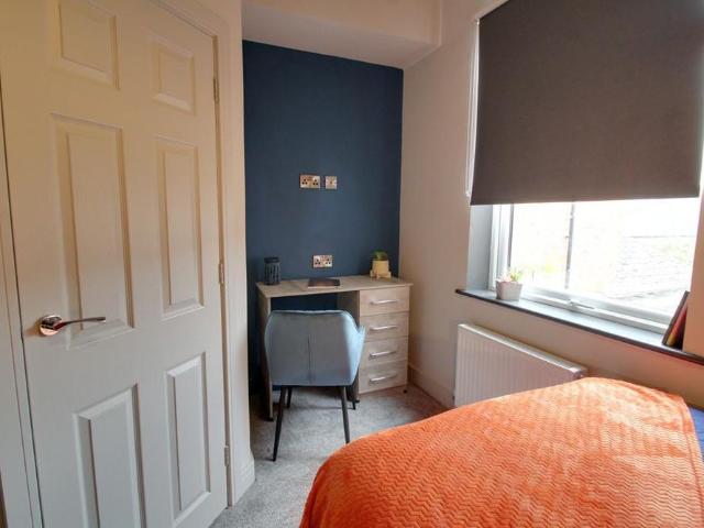 Room for rent in Newfoundpool, Old Wharf