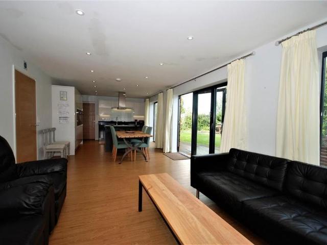 Room for rent in Gibbet Hill, West Midlands