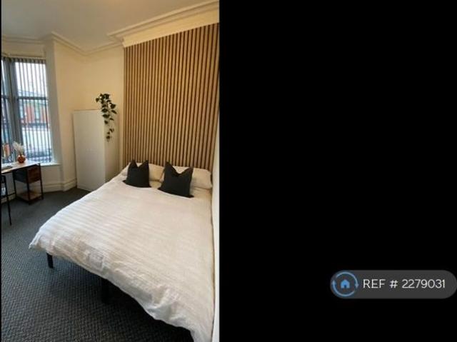 Room for rent in The Haulgh, Lee Bank