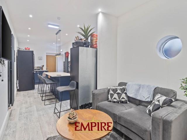 Room for rent in Sutton Coldfield, West Midlands