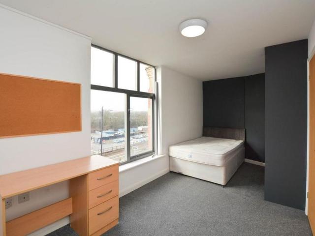 Room for rent in Wigan Pier, Wigan
