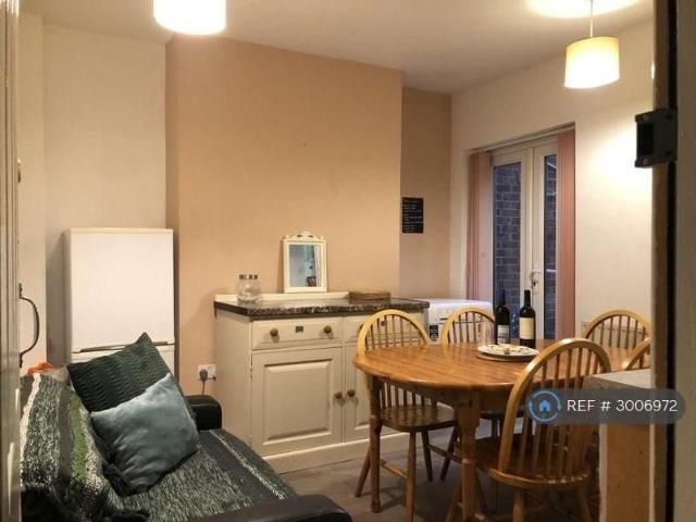 Room for rent in The Old Town, Kepwick