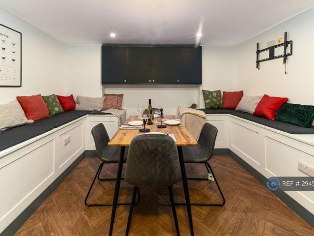 Room for rent in Newtown, Salford