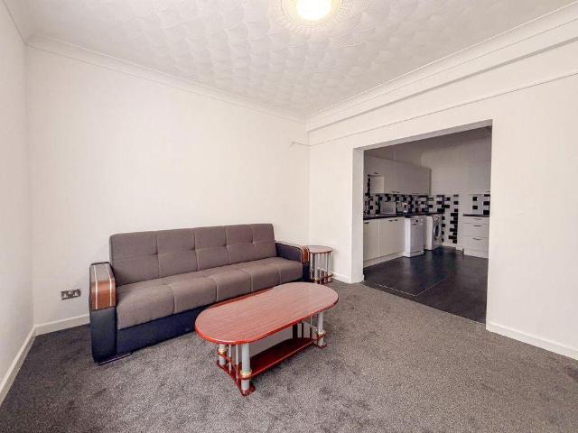 Room for rent in West Town, Peterborough