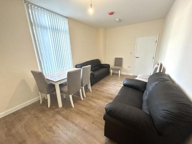 Room for rent in Pontypridd, Wales
