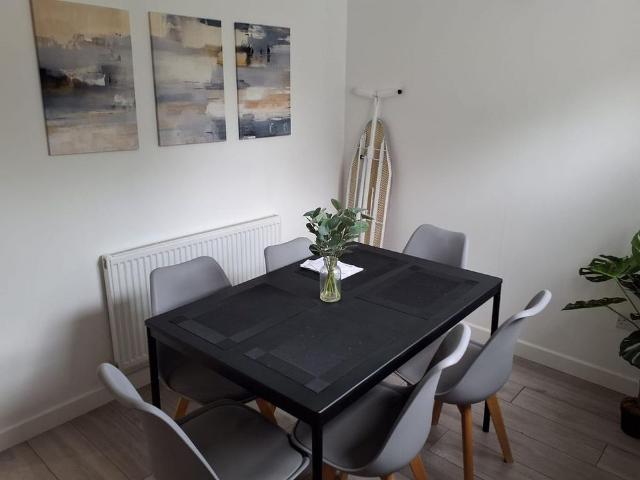Room for rent in Vinters Park, Midway