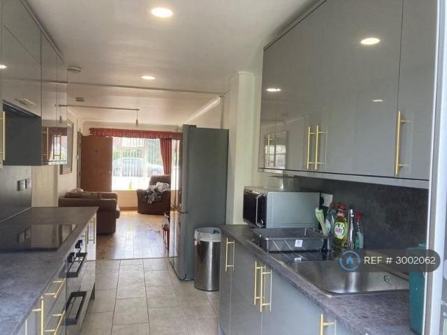 Room for rent in Sydenham, Green Close