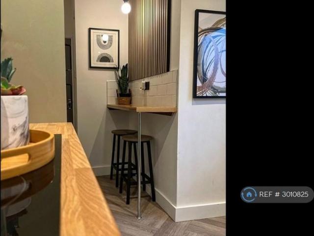 Room for rent in Breightmet, Bolton