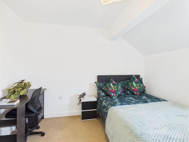 Room for rent in Lakenham, East Bank