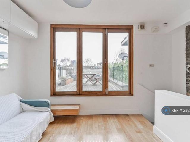 Room for rent in Stoke Newington, Greater London