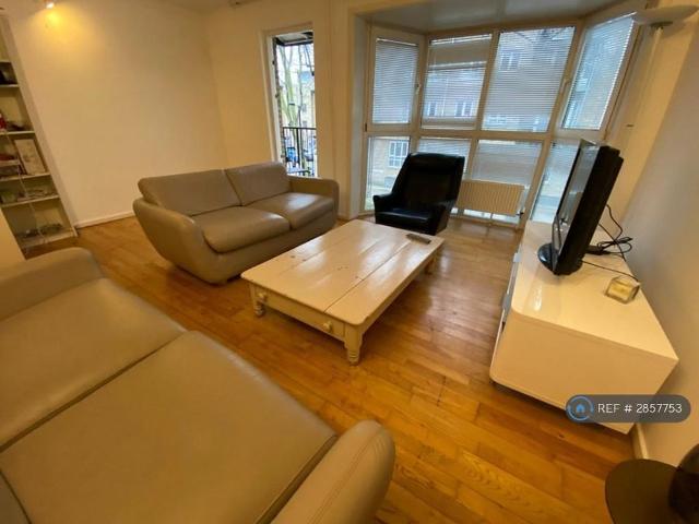 Room for rent in Rotherhithe, Greater London