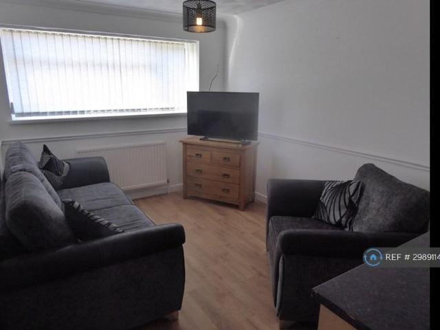 Room for rent in Heartsease, East Bank