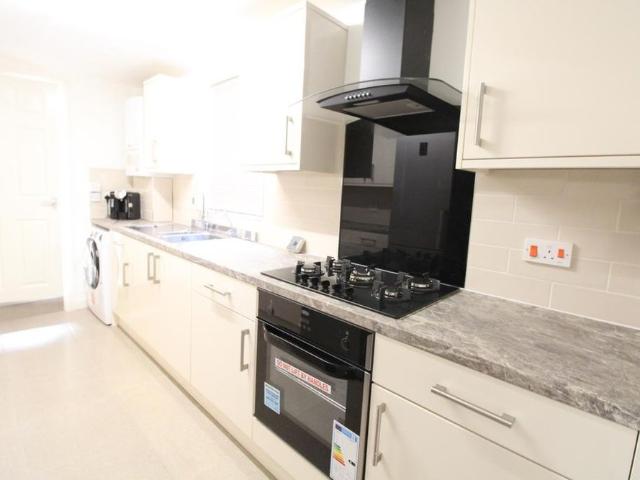 Room for rent in Spring Park, Luton