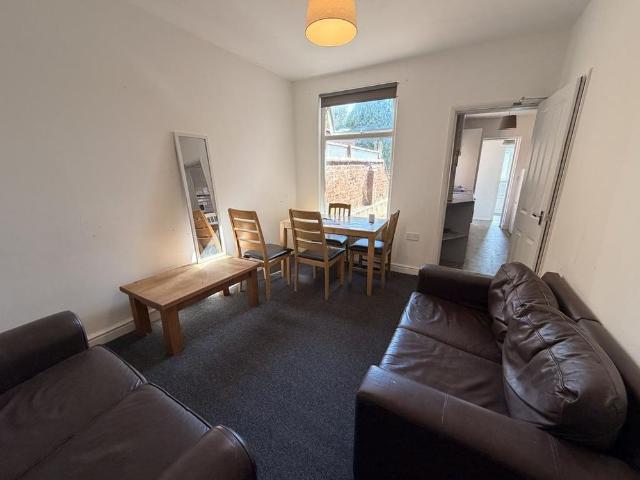 Room for rent in Northampton, Northamptonshire