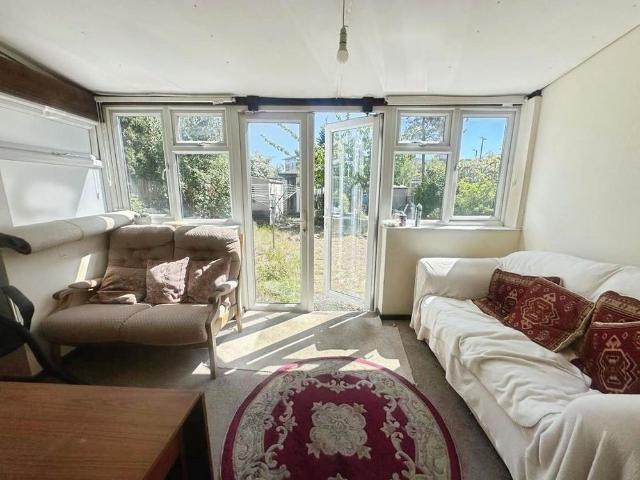 Room for rent in Elstree and Borehamwood, Borehamwood