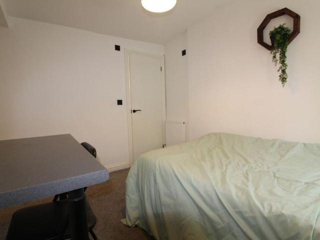 Room for rent in Darlington