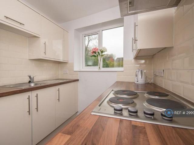 Room for rent in Coseley, West Midlands