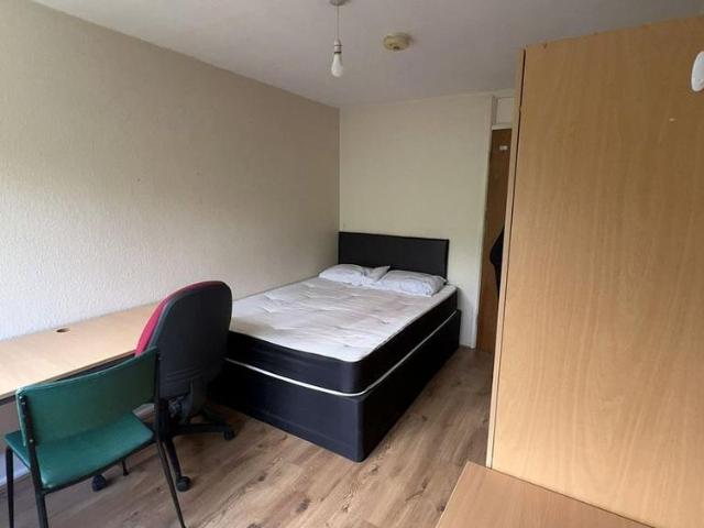 Room for rent in Selly Oak, West Midlands
