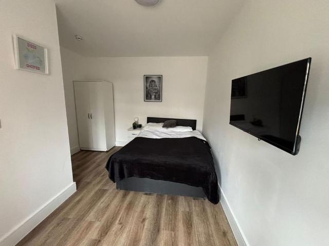 Room for rent in Greater London
