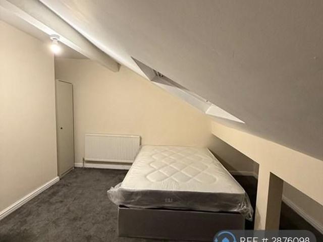 Room for rent in Gipton, Leeds