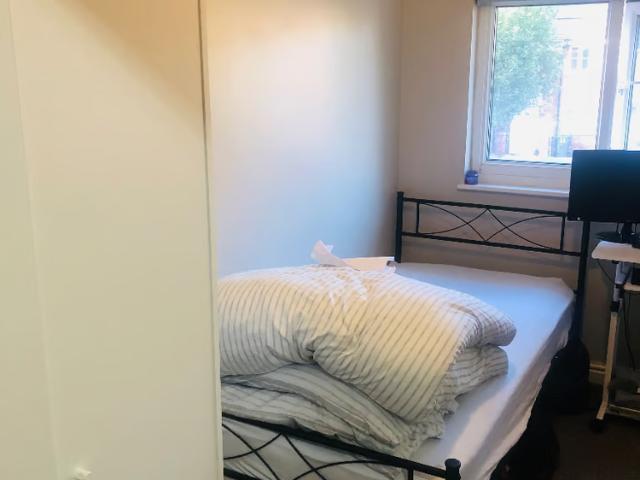Room for rent in Shard End, West Midlands