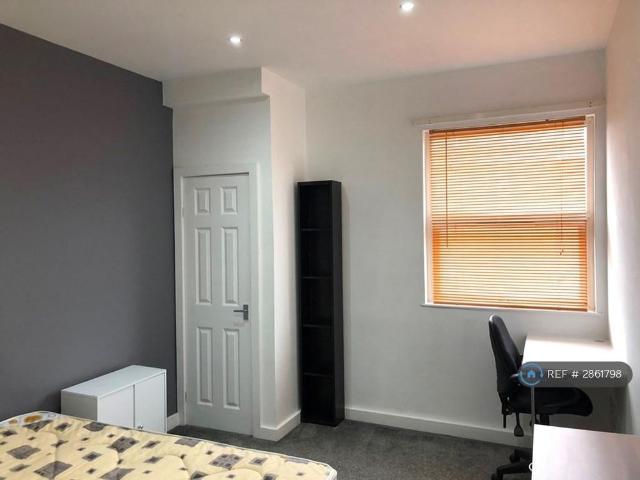 Room for rent in Little London, Leeds