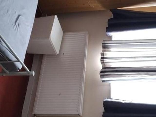 Room for rent in Burnedge, Greater Manchester