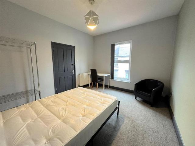 Room for rent in New Normanton, Derby