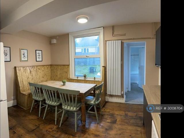 Room for rent in Midway, Kent