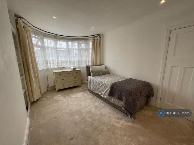 Room for rent in London Borough of Harrow, Greater London