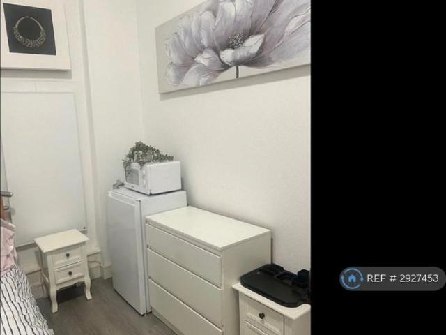 Room for rent in Babbacombe