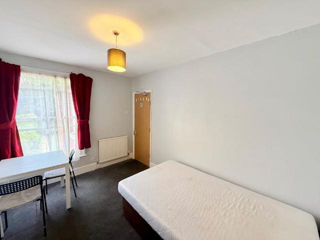 Room for rent in Key Street, Suffolk