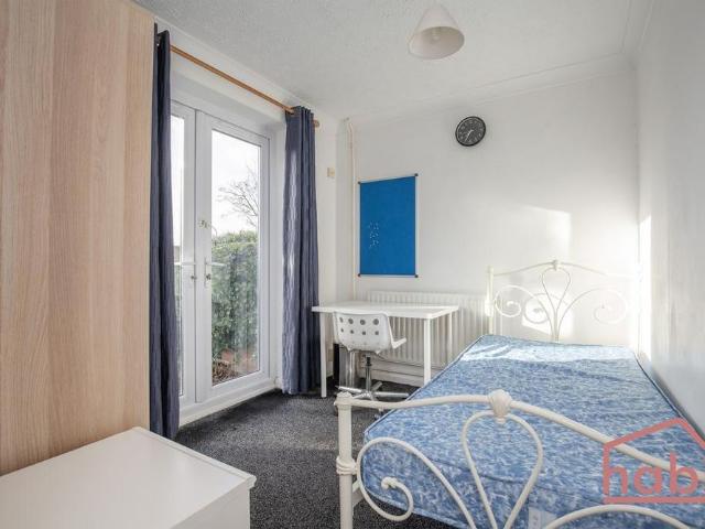 Room for rent in Lakenham, East Bank
