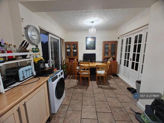 Room for rent in Kingsdown, Swindon