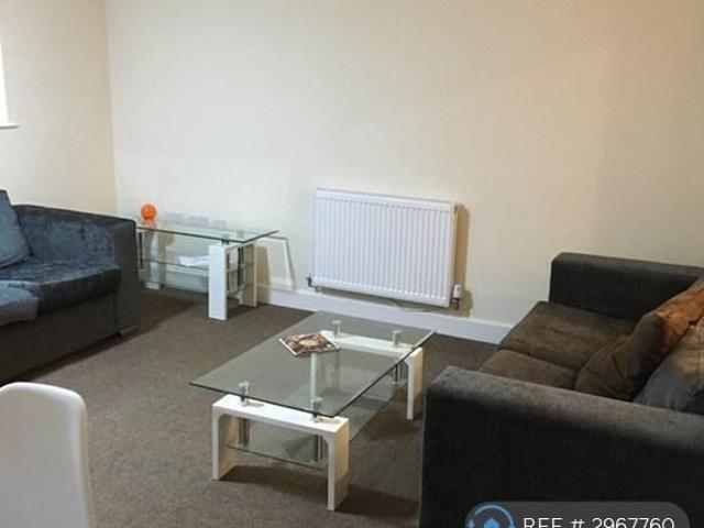 Room for rent in Phippsville, Northampton