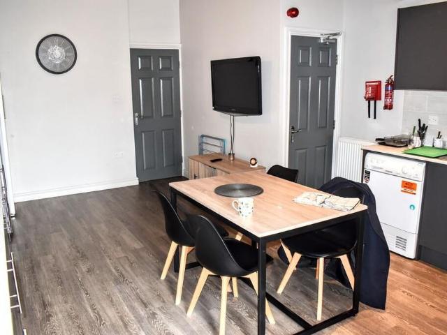 Room for rent in Kingston, Greenheys