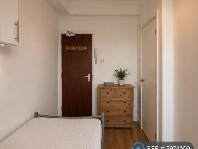 Room for rent in Barnsbury, Greater London