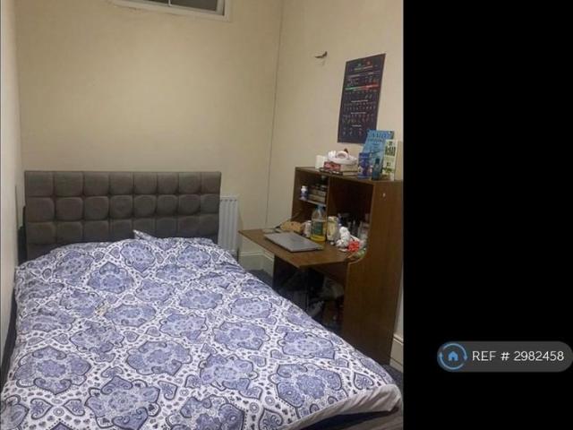 Room for rent in Gravelly Hill, Birmingham