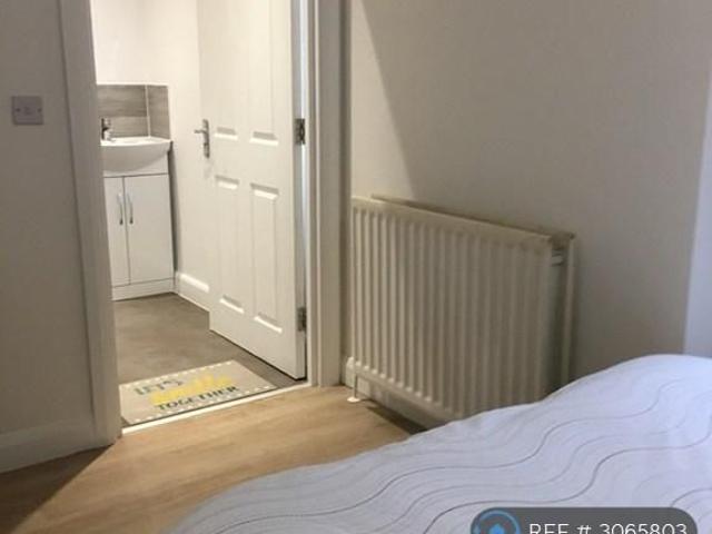 Room for rent in Far Cotton and Delapre, Far Cotton