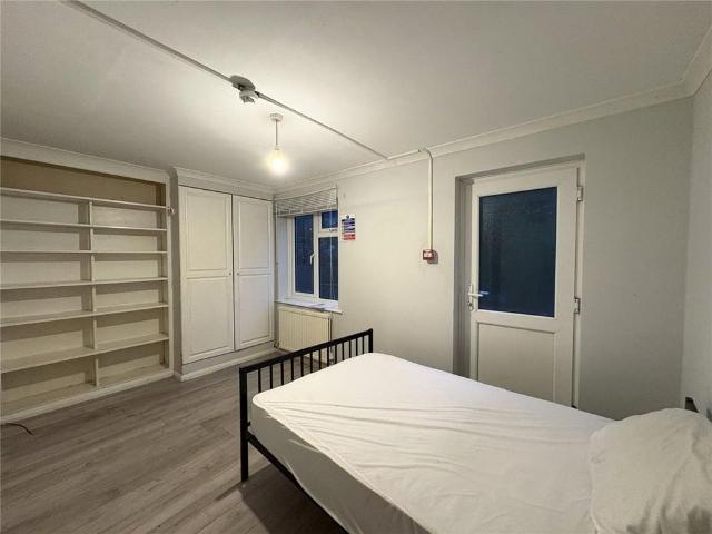 Room for rent in Maidenhall, Key Street