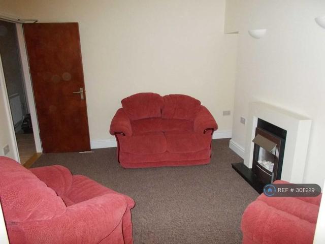 Room for rent in Nangreaves, Wales