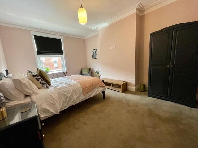 Room for rent in Chapeltown, West Yorkshire