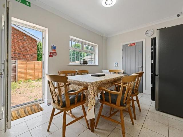 Room for rent in London Borough of Ealing, Greater London