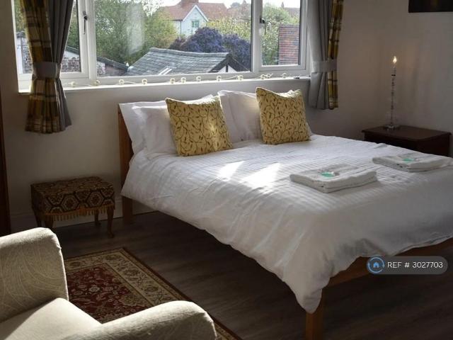 Room for rent in Colwyn Bay, Wales
