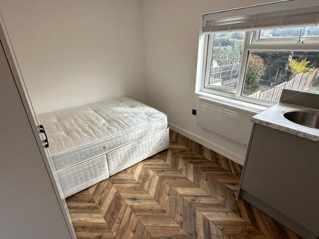 Room for rent in Greater London